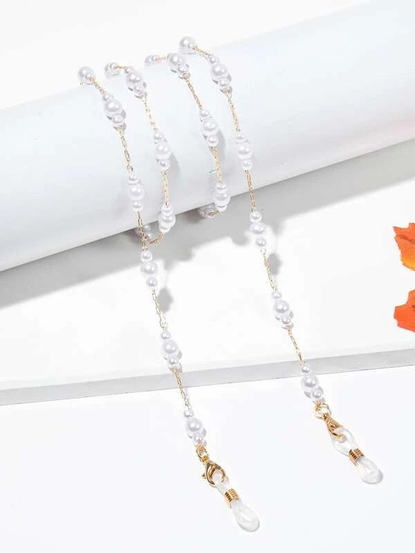 Claire Faux Pearl Glasses Chain