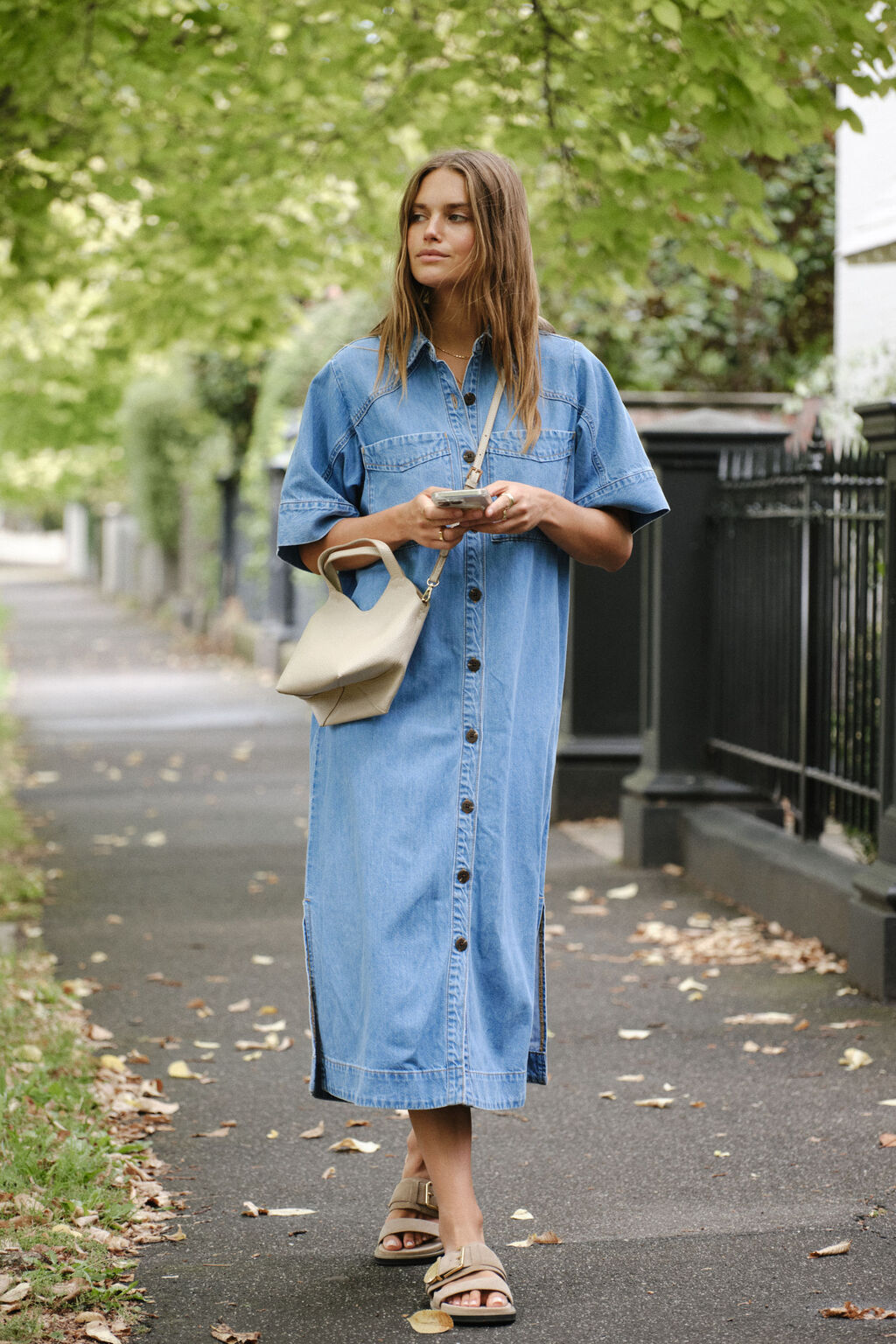 Short Sleeve Yoke Detail Midi Dress