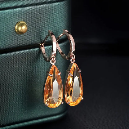 Vida Dangle Earrings