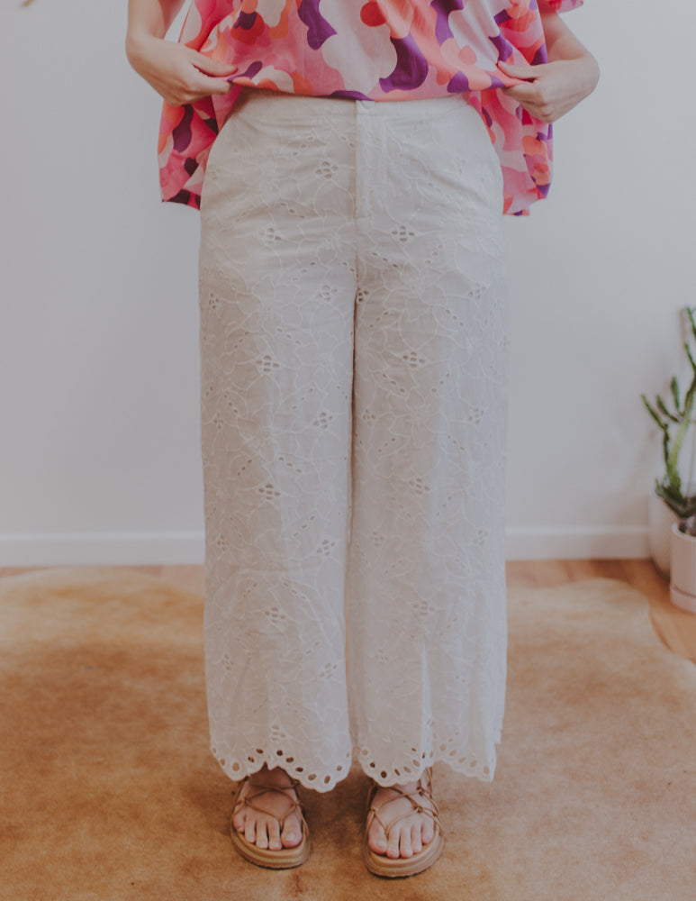 HARRIET BRODERIE CULOTTE PANTS (WHITE)